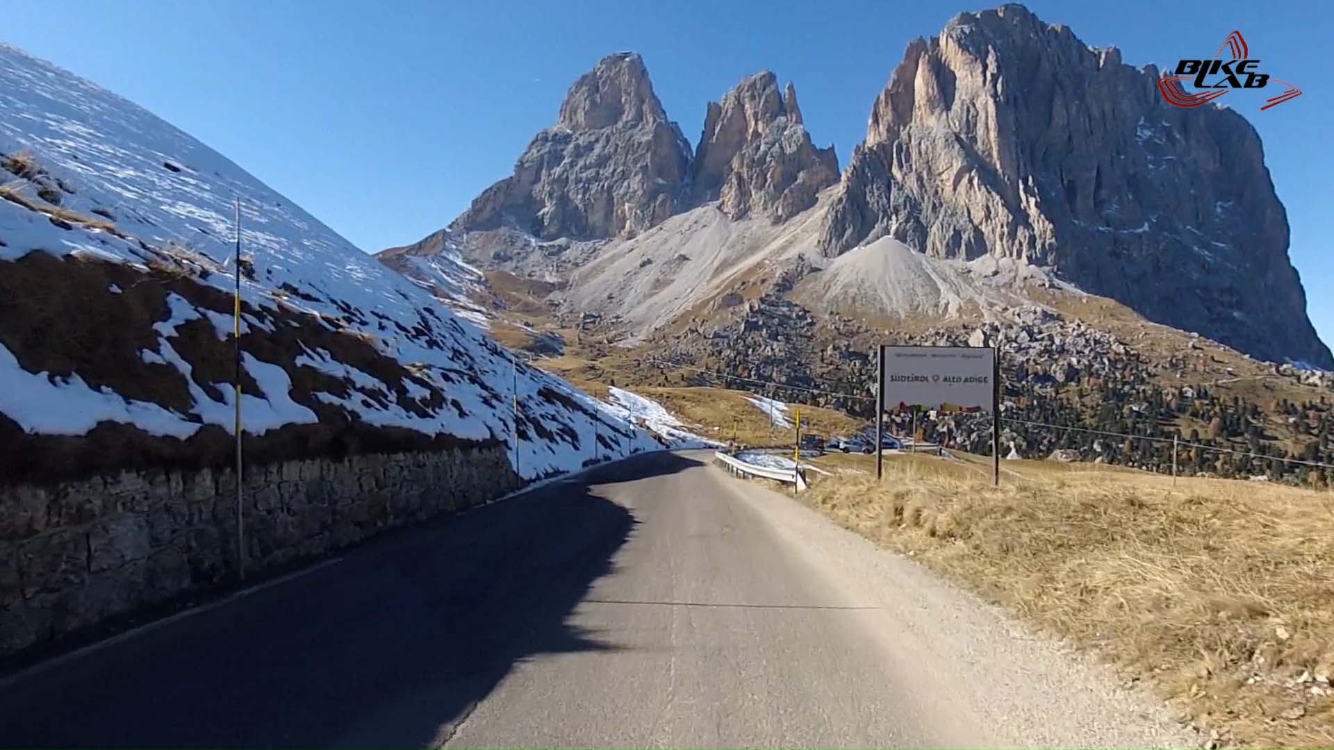 1920x1080 dolomitesAutumn02