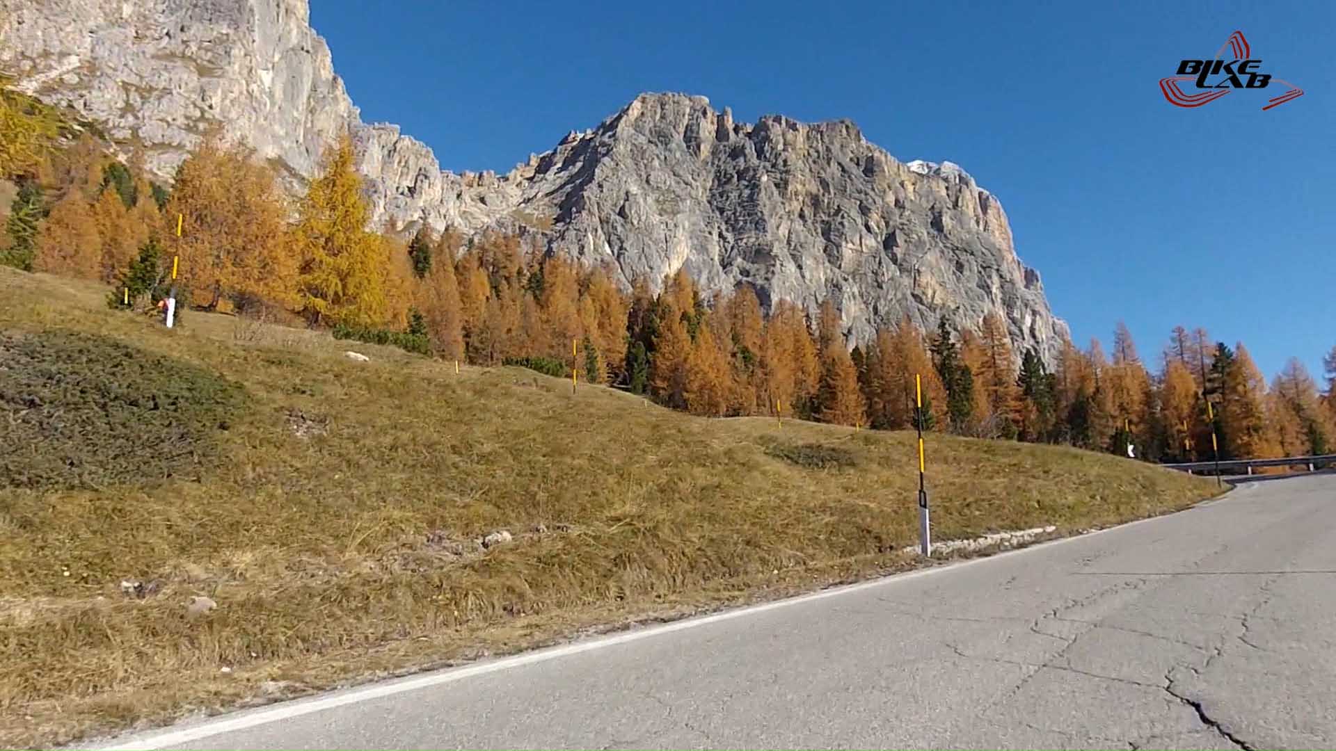 1920x1080 dolomitesAutumn06