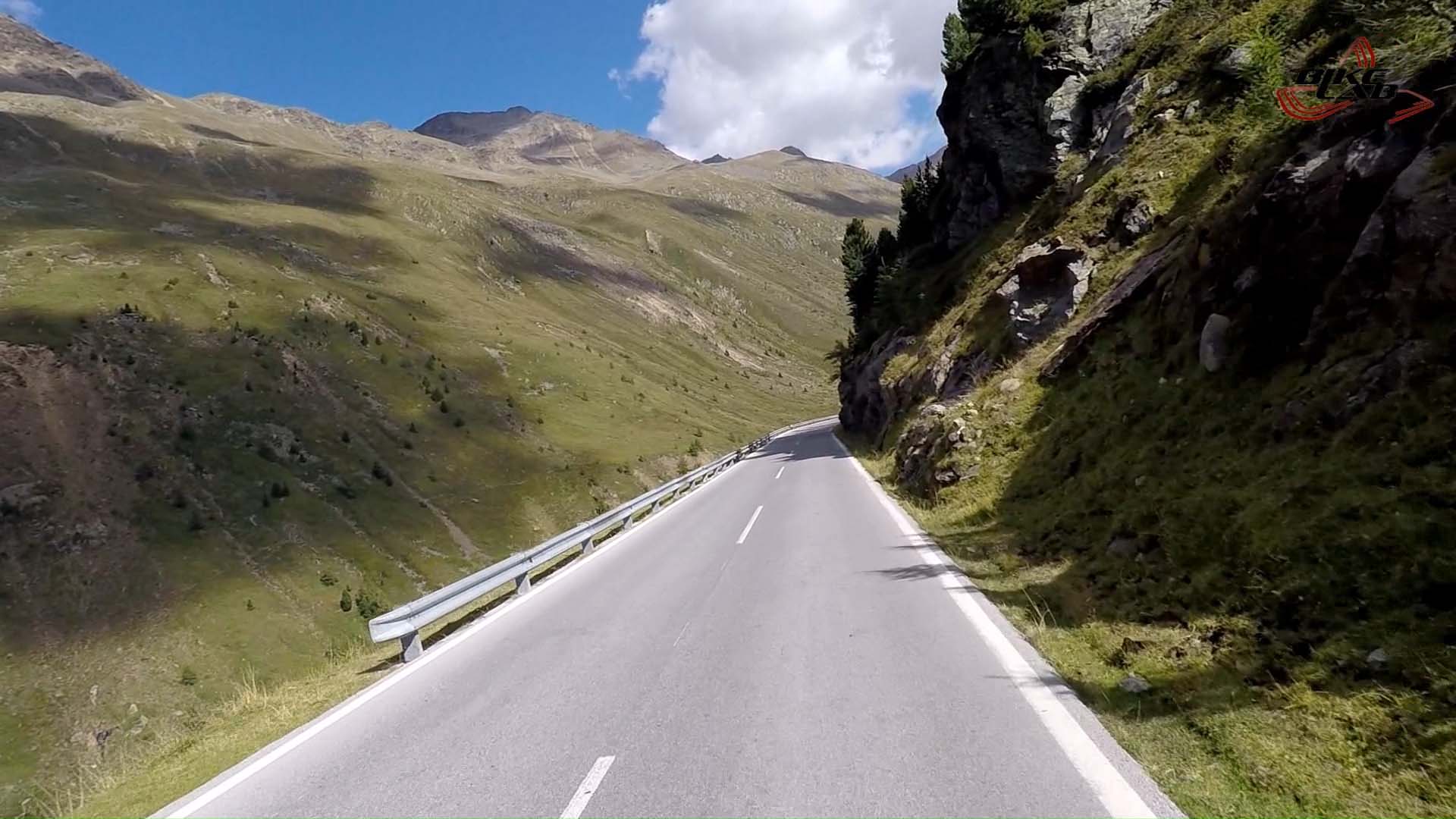 1920x1080 Descending Timmelsjoch01