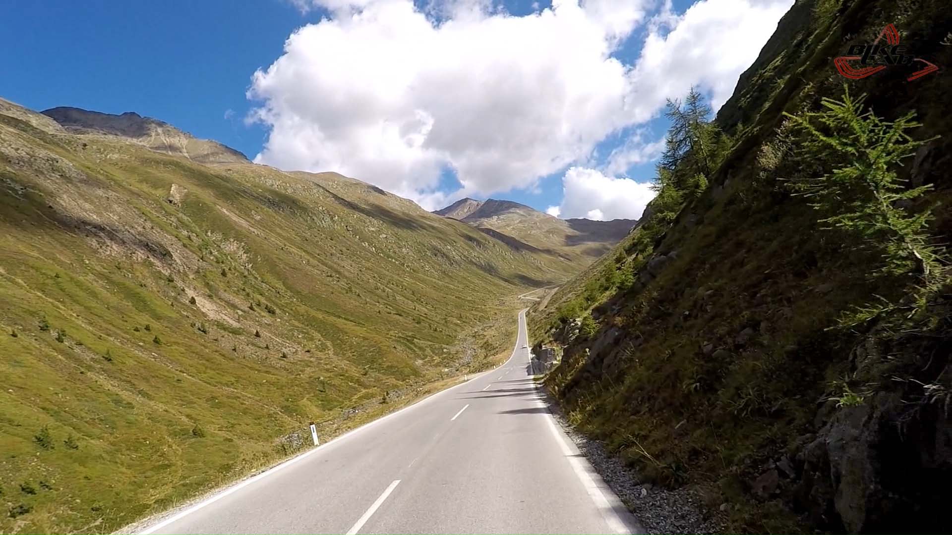 1920x1080 Descending Timmelsjoch01