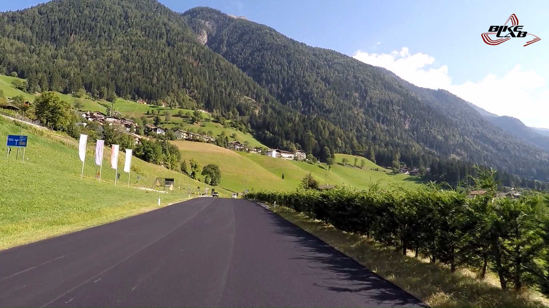 1920x1080 Descending Timmelsjoch01