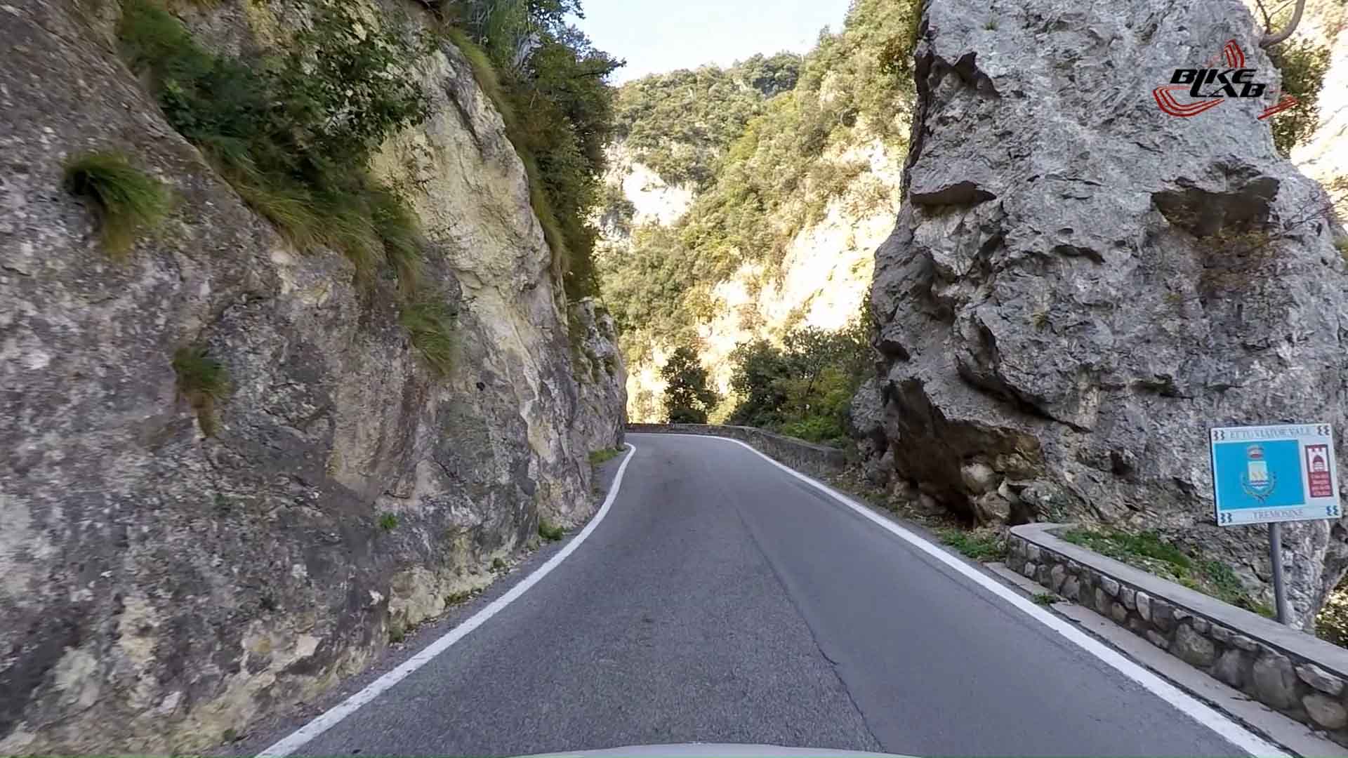 1920x1080 Tremosine Strada forra01