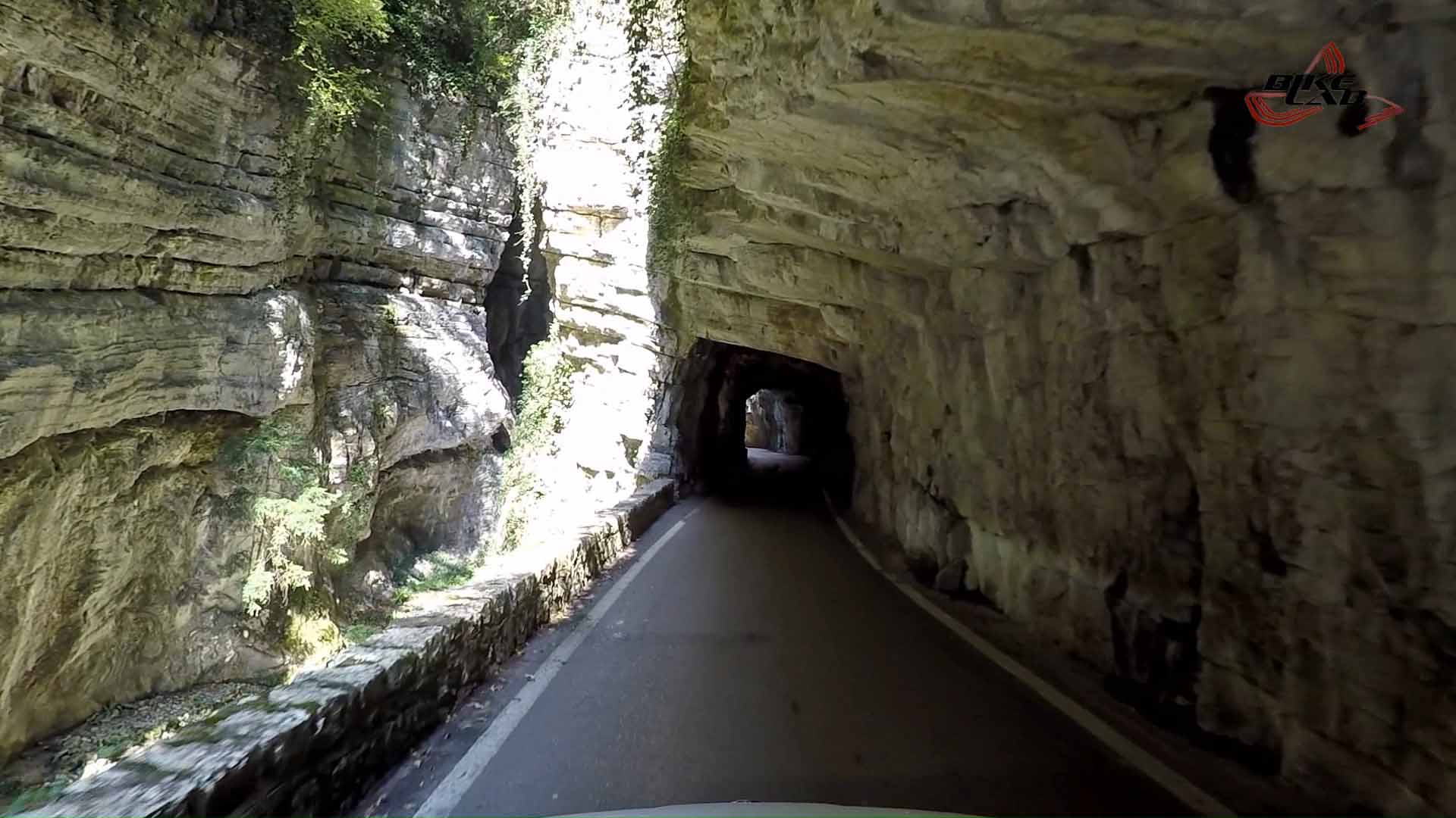 1920x1080 Tremosine Strada forra01